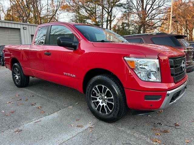 2024 Nissan Titan SV