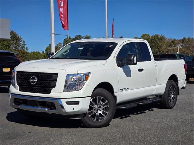 2024 Nissan Titan SV