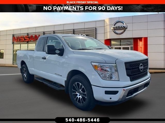 2024 Nissan Titan SV