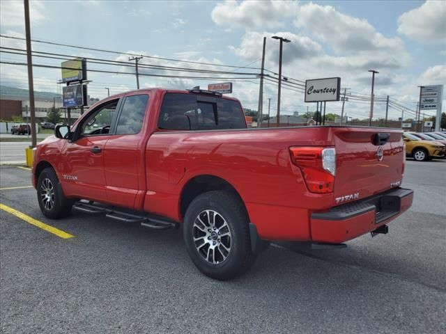 2024 Nissan Titan SV