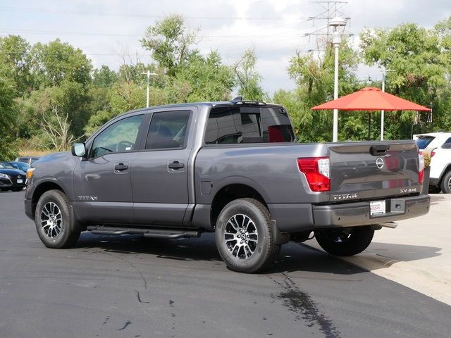 2024 Nissan Titan SV