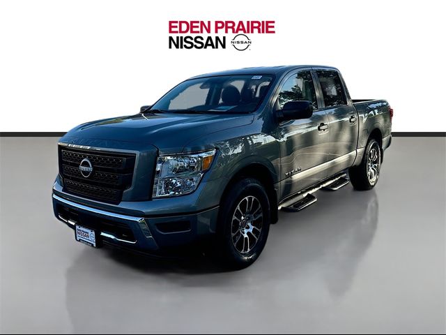 2024 Nissan Titan SV