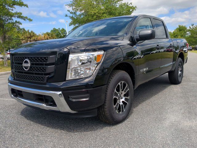 2024 Nissan Titan SV