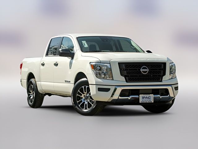 2024 Nissan Titan SV