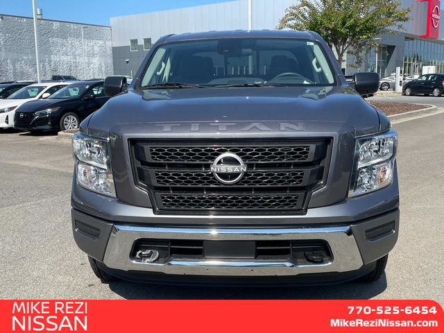 2024 Nissan Titan SV