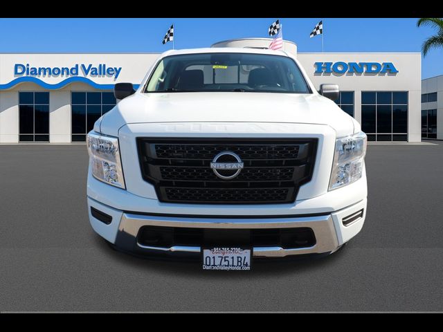 2024 Nissan Titan SV