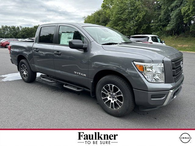 2024 Nissan Titan SV