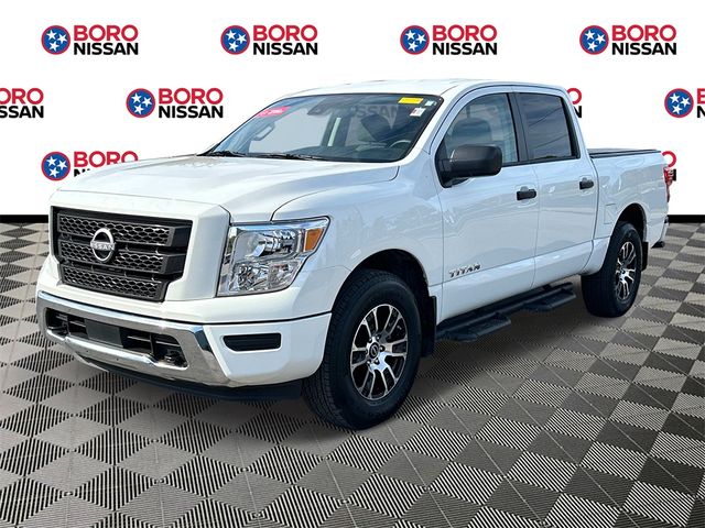 2024 Nissan Titan SV