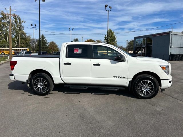 2024 Nissan Titan SV