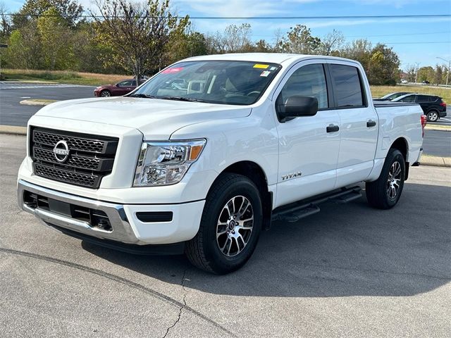 2024 Nissan Titan SV