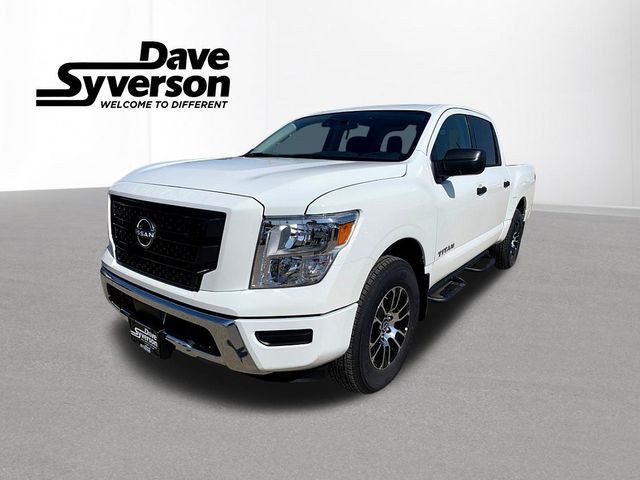 2024 Nissan Titan SV