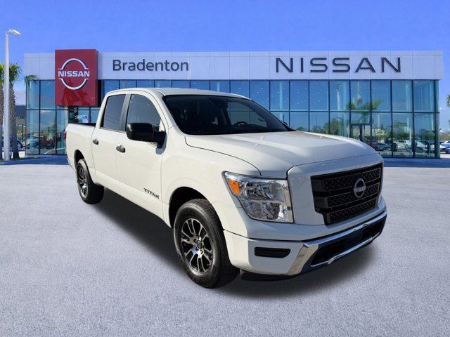2024 Nissan Titan SV