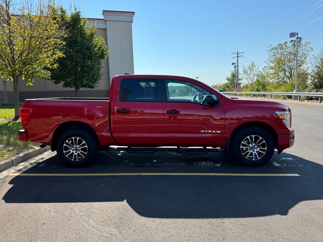 2024 Nissan Titan SV