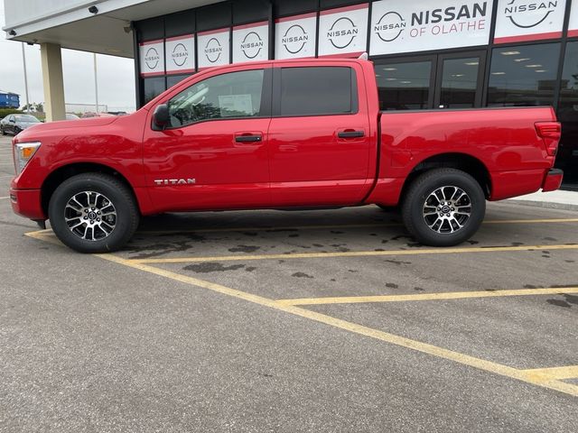 2024 Nissan Titan SV