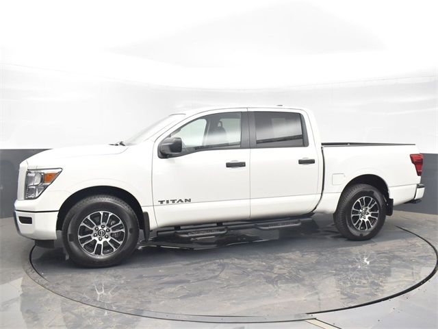 2024 Nissan Titan SV