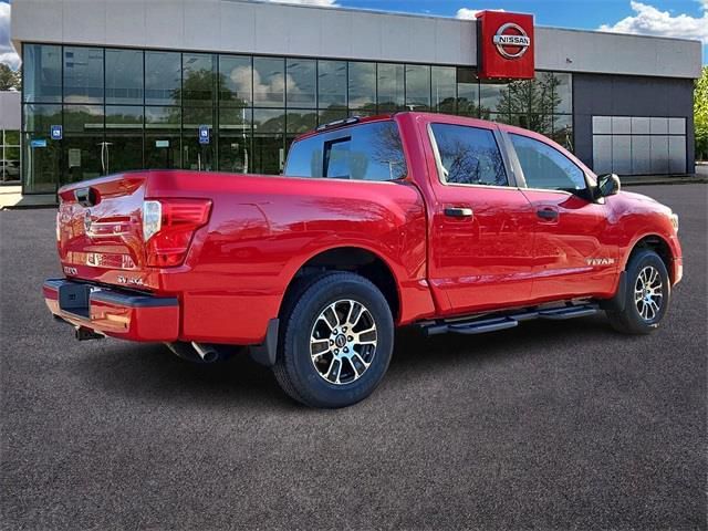 2024 Nissan Titan SV