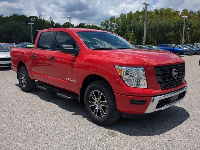 2024 Nissan Titan SV