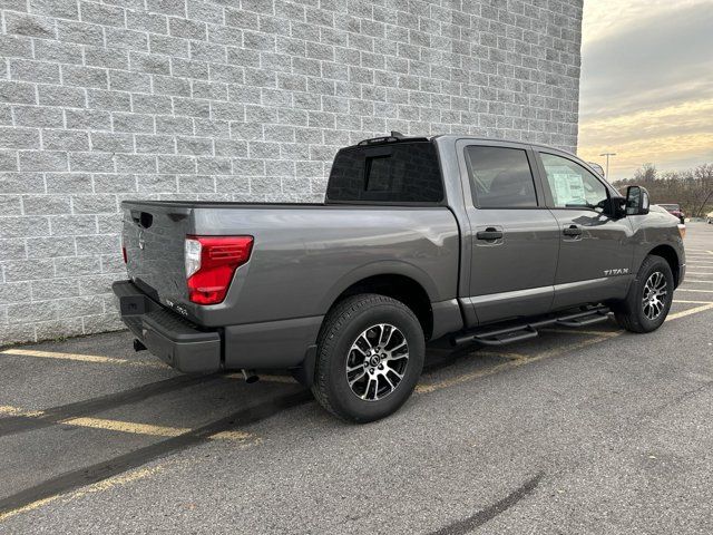 2024 Nissan Titan SV