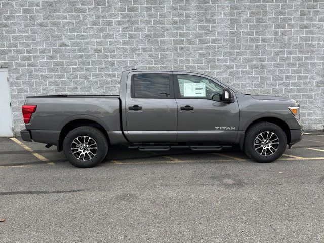 2024 Nissan Titan SV