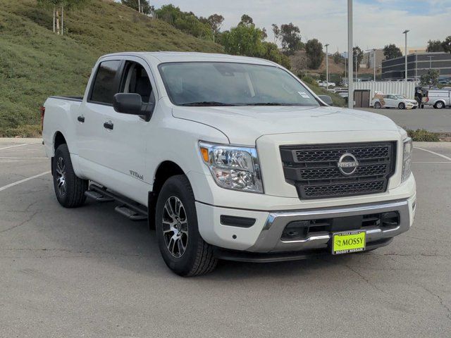 2024 Nissan Titan SV