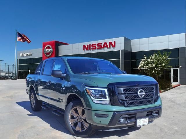 2024 Nissan Titan SV