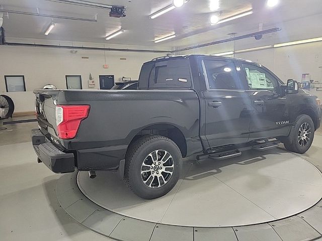 2024 Nissan Titan SV