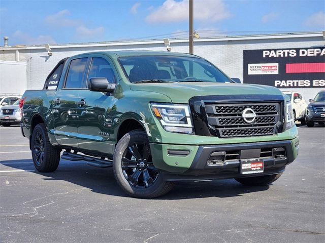 2024 Nissan Titan SV