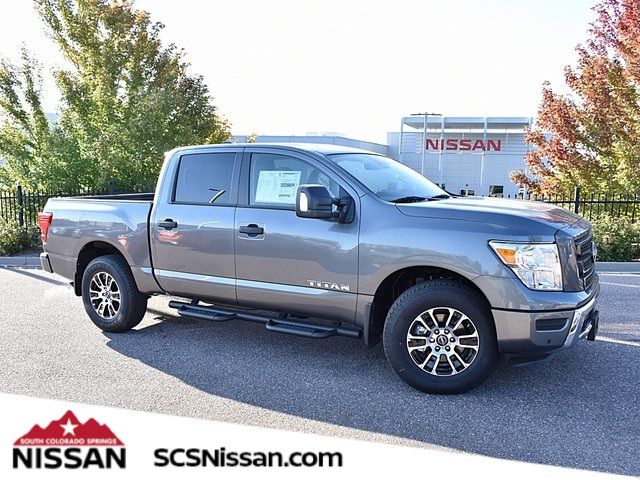 2024 Nissan Titan SV