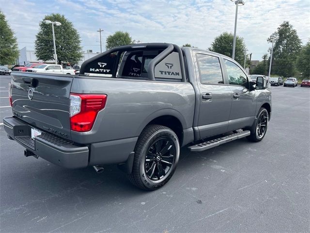 2024 Nissan Titan SV