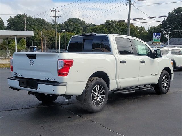 2024 Nissan Titan SV