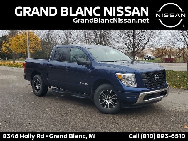 2024 Nissan Titan SV