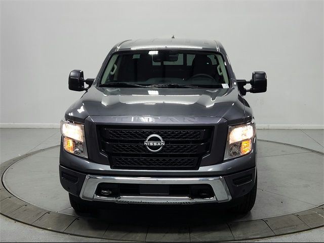 2024 Nissan Titan SV