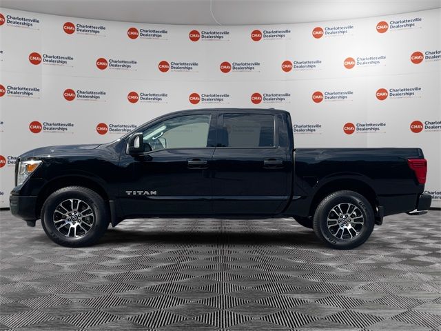 2024 Nissan Titan SV