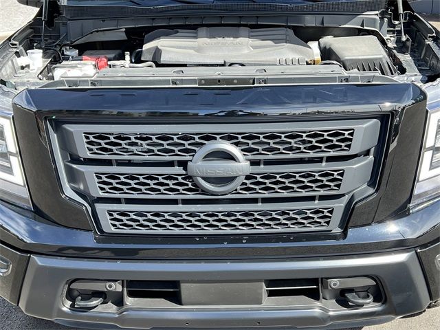 2024 Nissan Titan SV