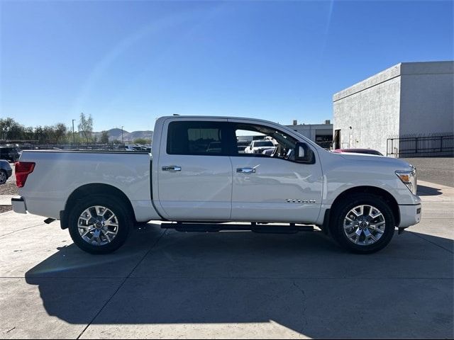 2024 Nissan Titan SV