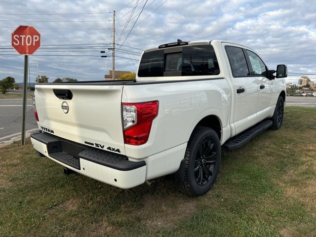 2024 Nissan Titan SV