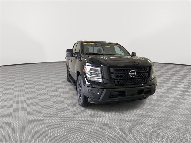 2024 Nissan Titan SV