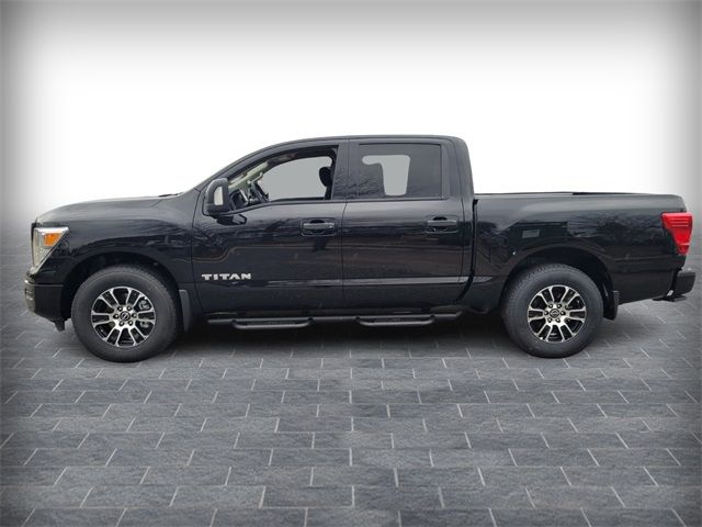 2024 Nissan Titan SV