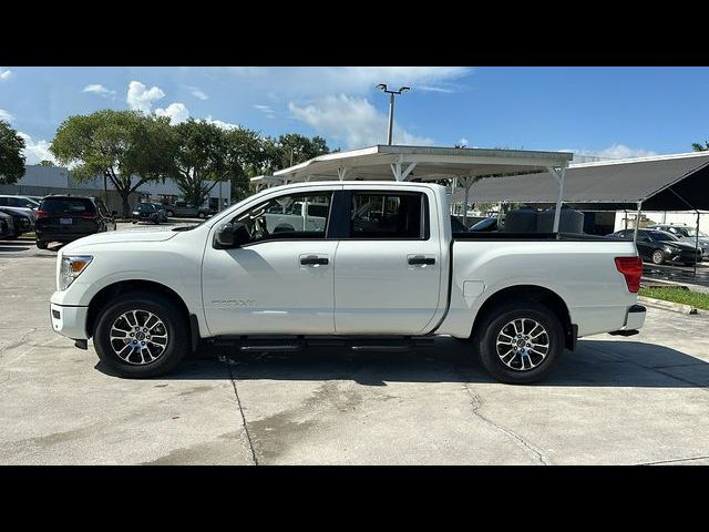 2024 Nissan Titan SV