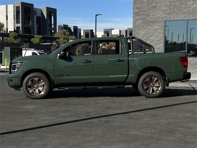 2024 Nissan Titan SV