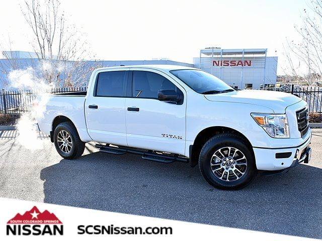 2024 Nissan Titan SV