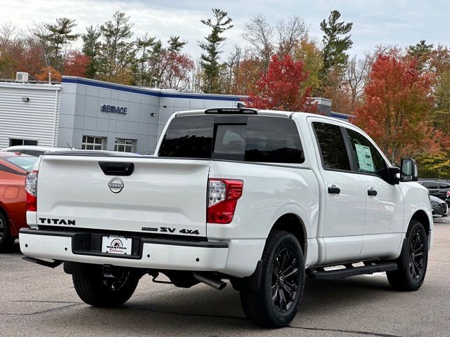 2024 Nissan Titan SV