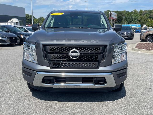 2024 Nissan Titan SV