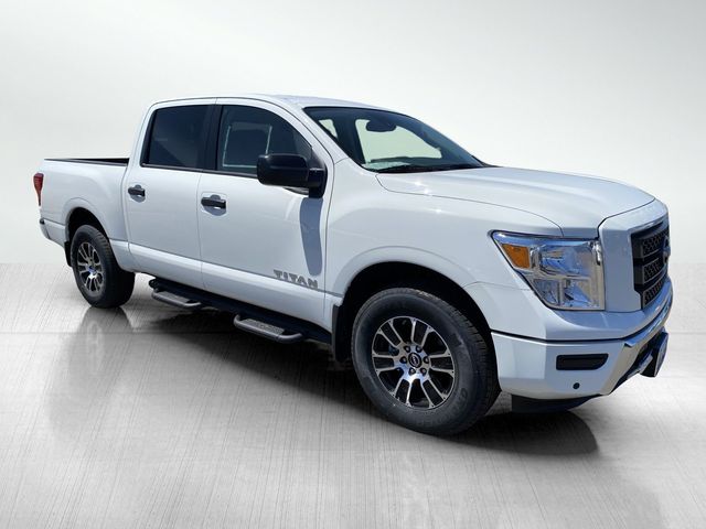 2024 Nissan Titan SV