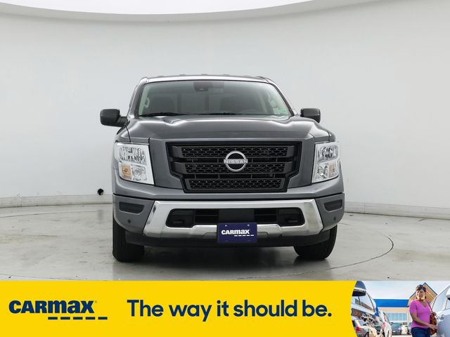 2024 Nissan Titan SV