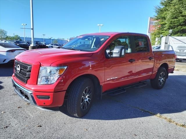 2024 Nissan Titan SV