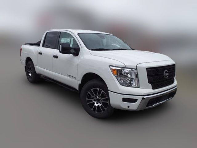 2024 Nissan Titan SV