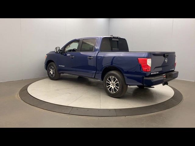 2024 Nissan Titan SV