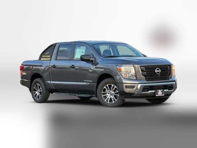 2024 Nissan Titan SV