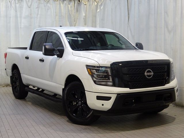 2024 Nissan Titan SV